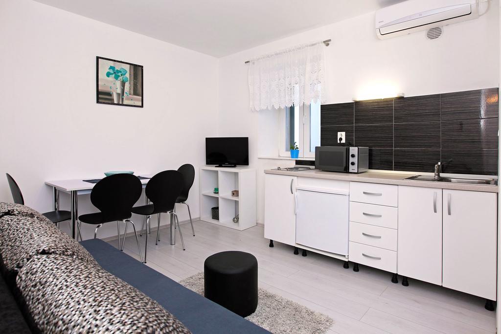 Apartments Park Vela Luka Kamer foto